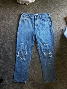 PacSun Distressed Light Blue High-Rise Jeans